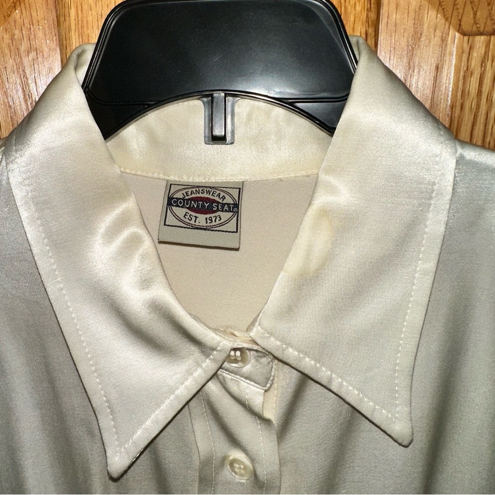 Elegant Cream Satin Blouse 90s County Seat Jeans wear size M made in USA. - Picture 4 of 5